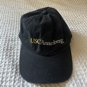 Women's black hat